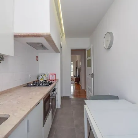 Cozy And Sunny Family Apartman *